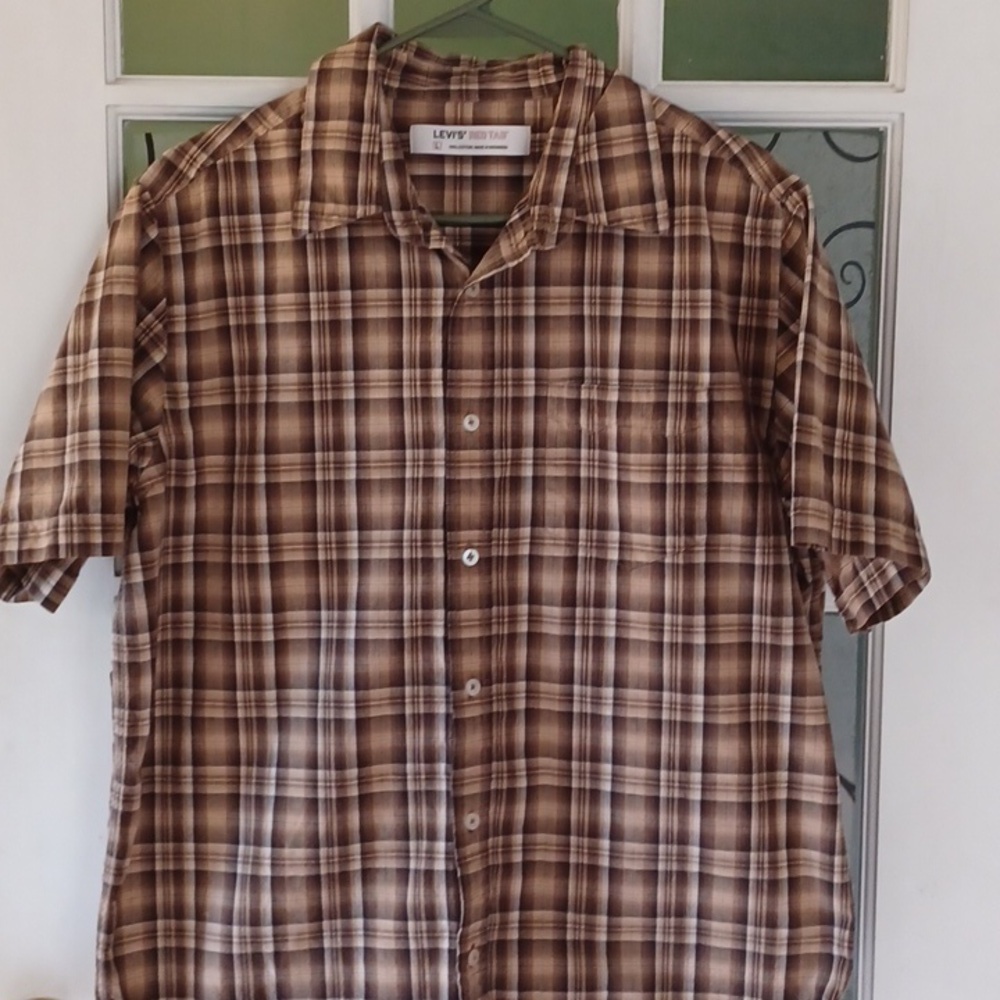 Levi's red tab shirt men's size Large